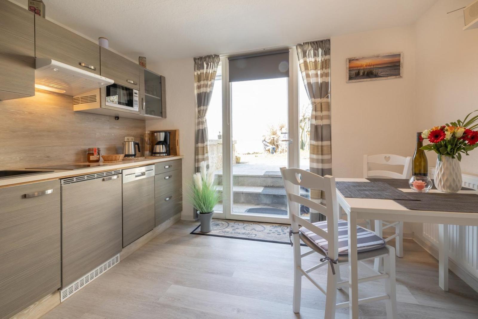 Traumblick - Sellin Apartment Sellin  Ngoại thất bức ảnh